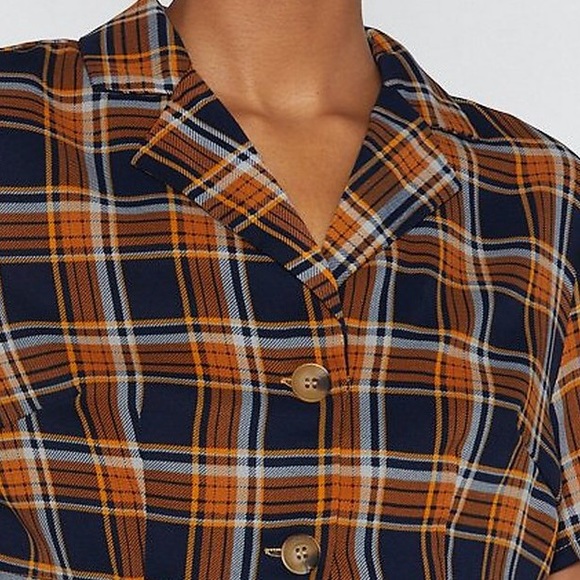 💥NWT BUTTON UP CHECKERED TOP💥 - Picture 5 of 5